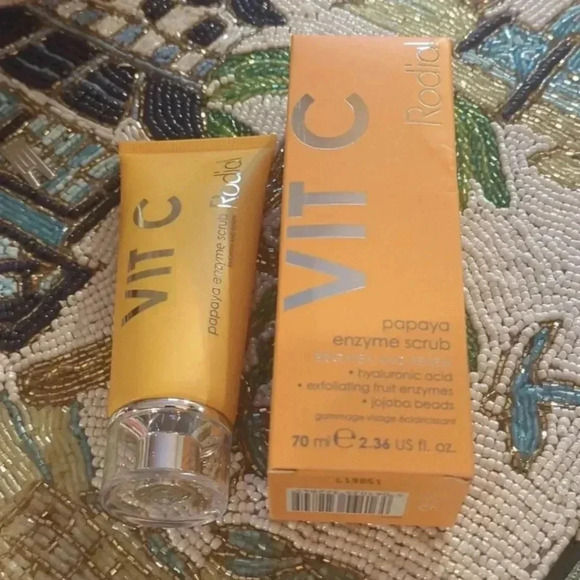 NIB Sealed Rodial's Vit C Papaya Enzyme Scrub 2.36 US fl oz - Picture 1 of 4